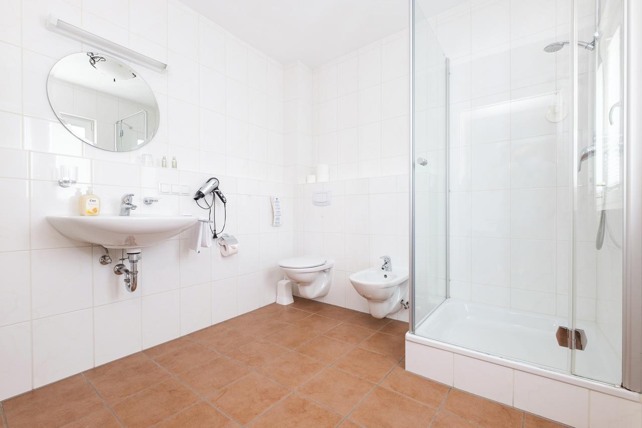 Hotel Garni Jacobs Bonn Kültér fotó